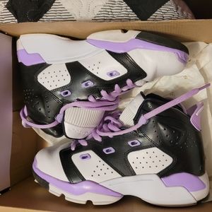 Jordan's Purple 6.5